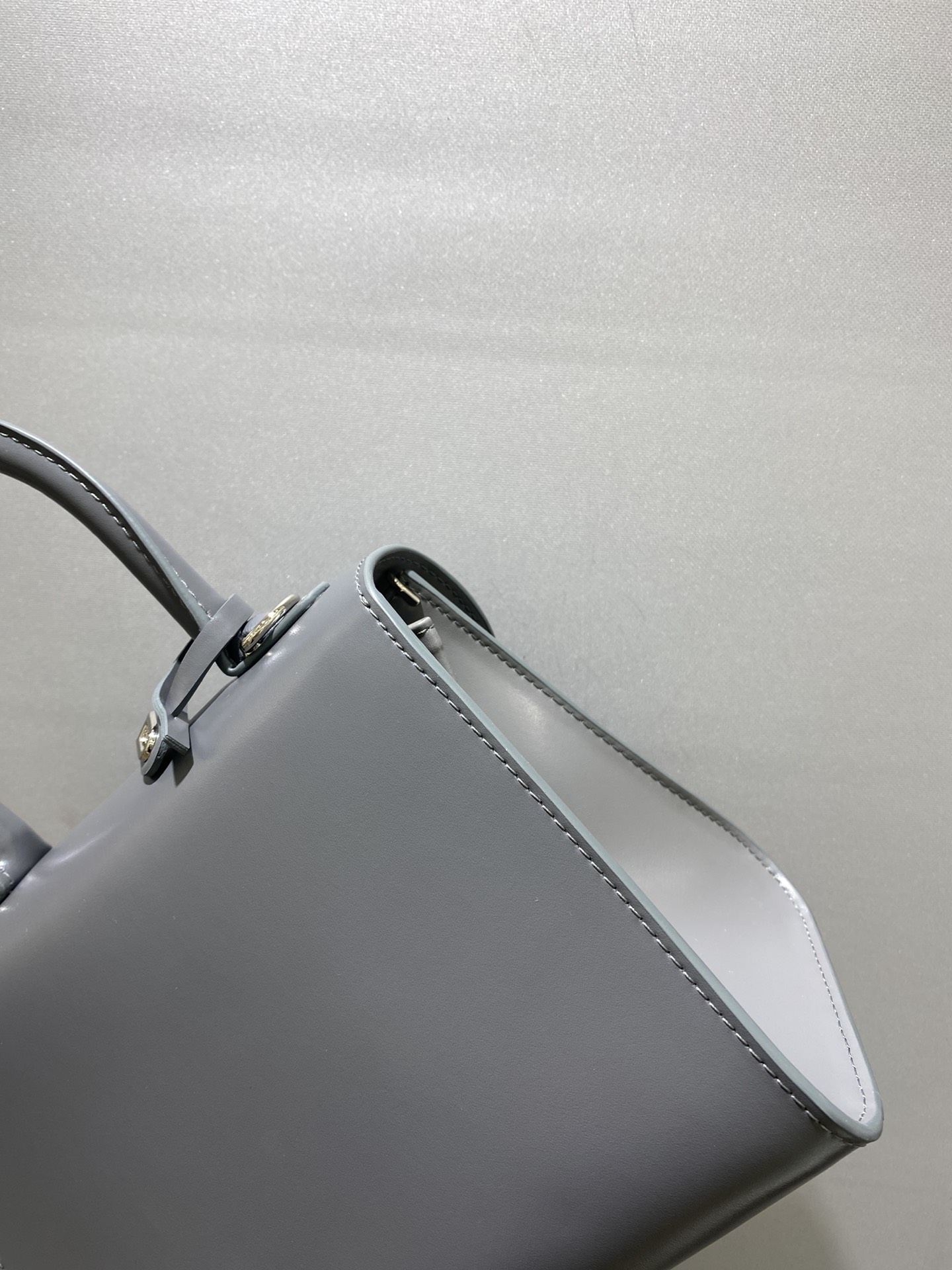 델보 브리앙 박스백 미니